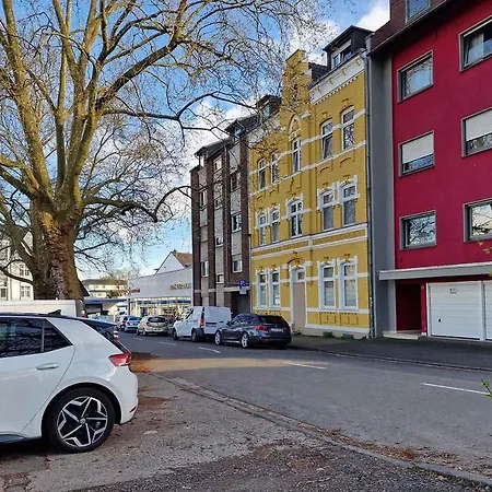 Central Located Apartment *